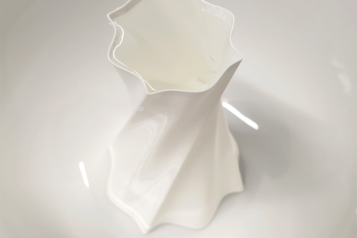 3d gedruckte Vase in weisser Schale, wasserdicht